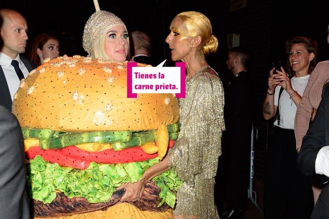Celine Dion intentando llevarse a Katy Perry en la afterparty de la Gala Met