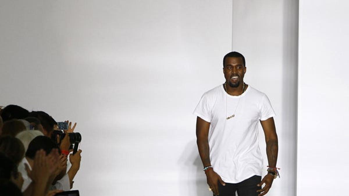 Kanye West presenta su primera colección en la Semana de la Moda de París