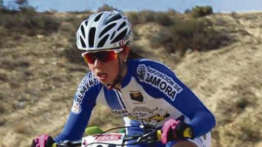 Sara Yusto termina segunda en la Copa España de BTT