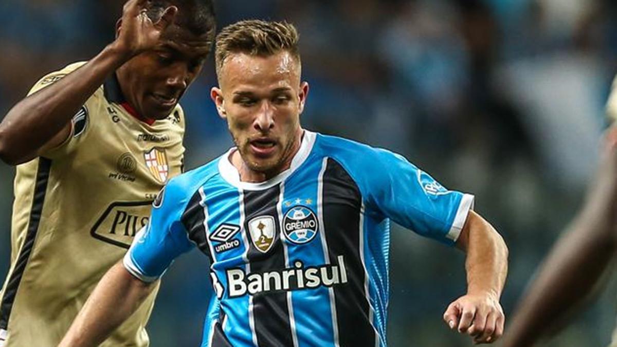 Arthur juega en el Gremio