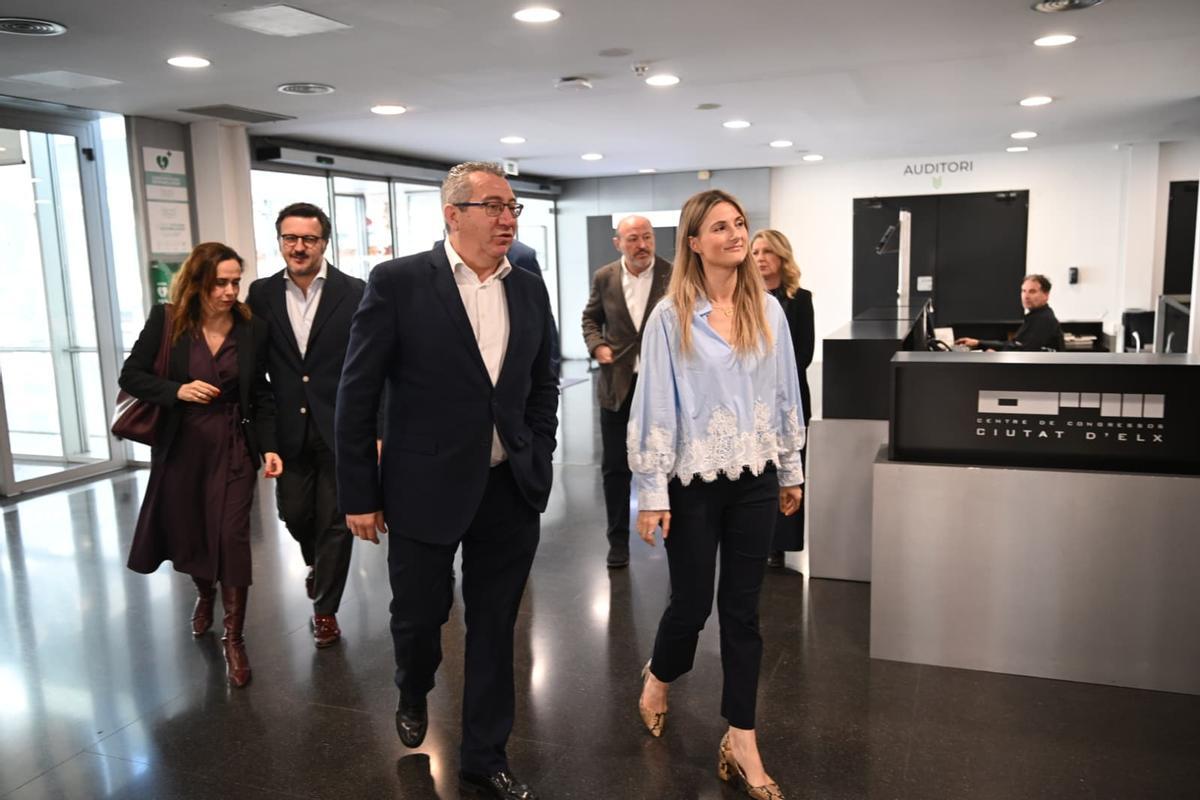 Ryanair presenta en Elche su nueva programación de vuelos