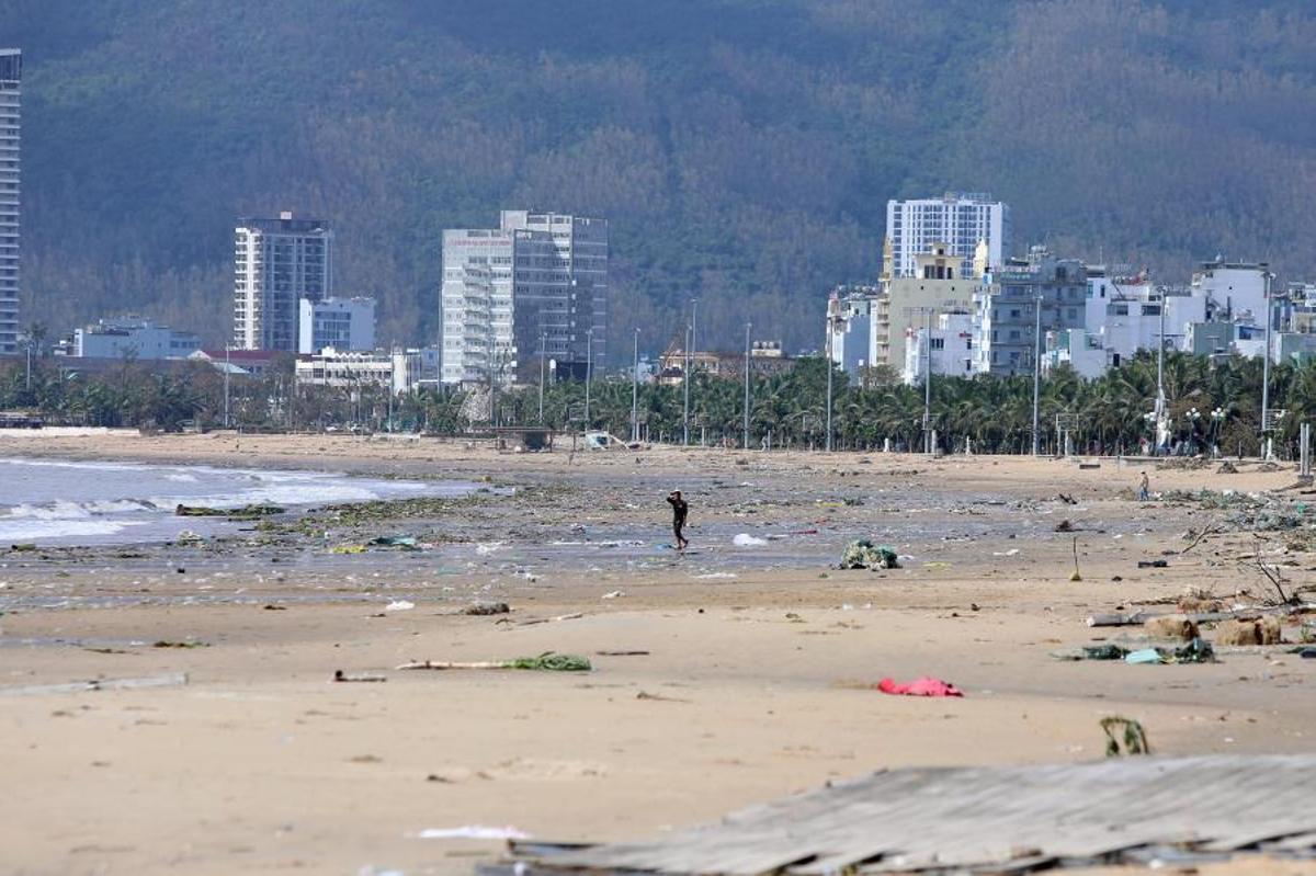 El tifón Kalmaegi deja casi 200 muertos y más de 100 desaparecidos en Filipinas y Vietnam