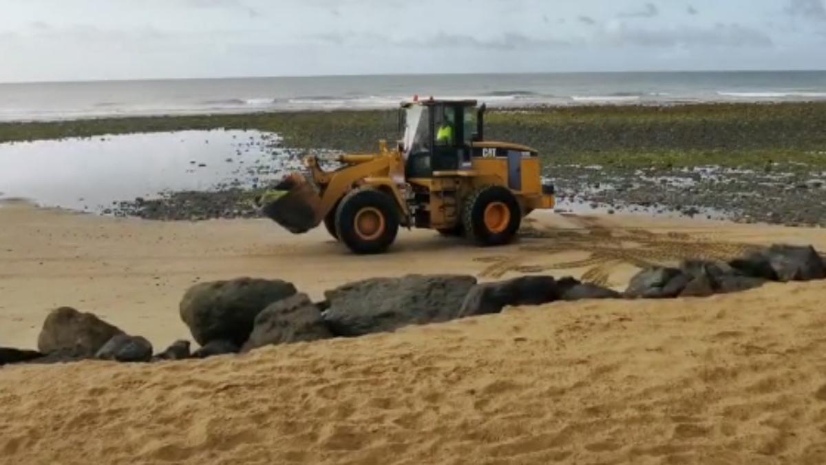 Movimiento de piedras en el Faro de Maspalomas