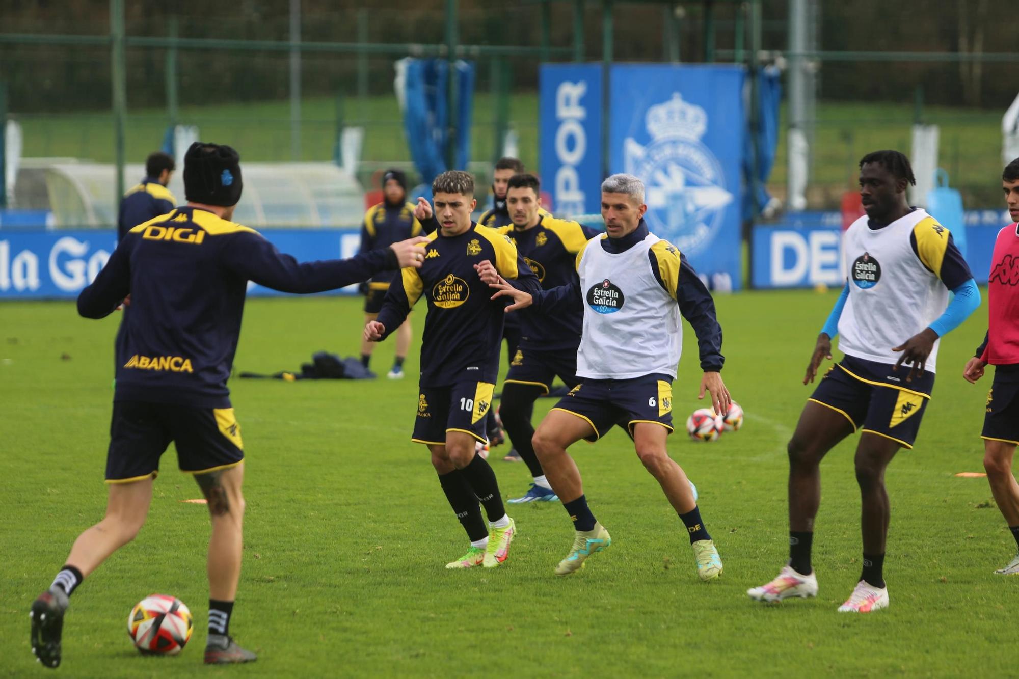 El Dépor prepara en Abegondo el partido contra la SD Ponferradina