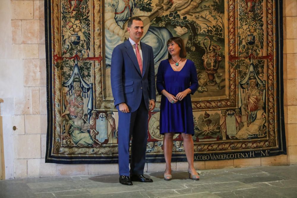 El rey Felipe VI recibe a las autoridades de Baleares