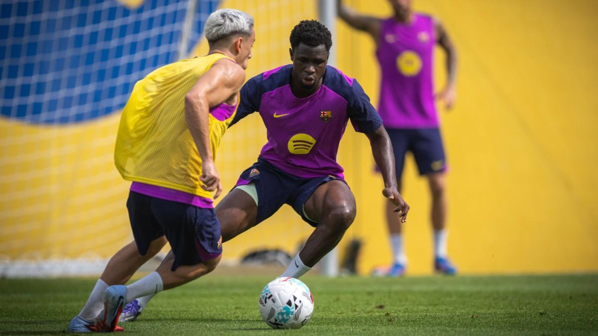 Landry Farre renueva con el FC Barcelona por tres temporadas