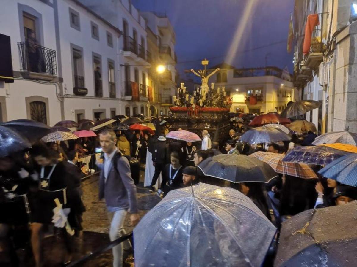 La lluvia suspende todas las procesiones del Jueves Santo y la Madrugá