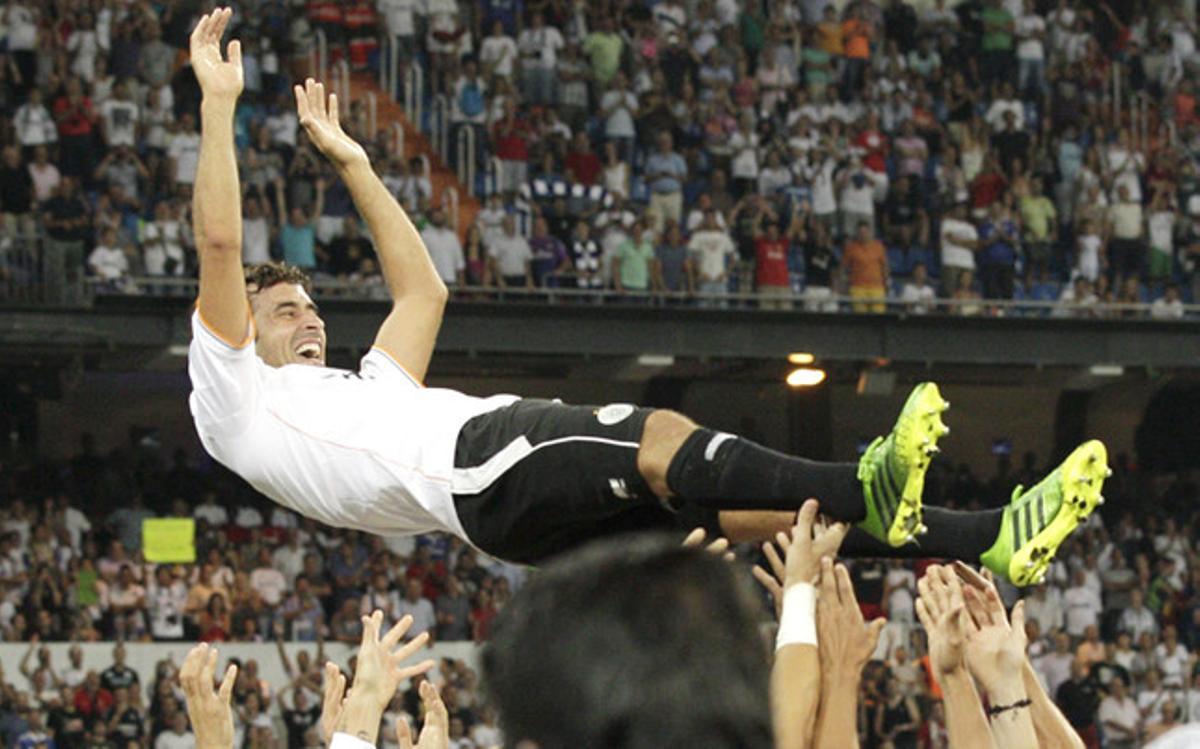 La trayectoria de Raúl González La trayectoria de Raúl González