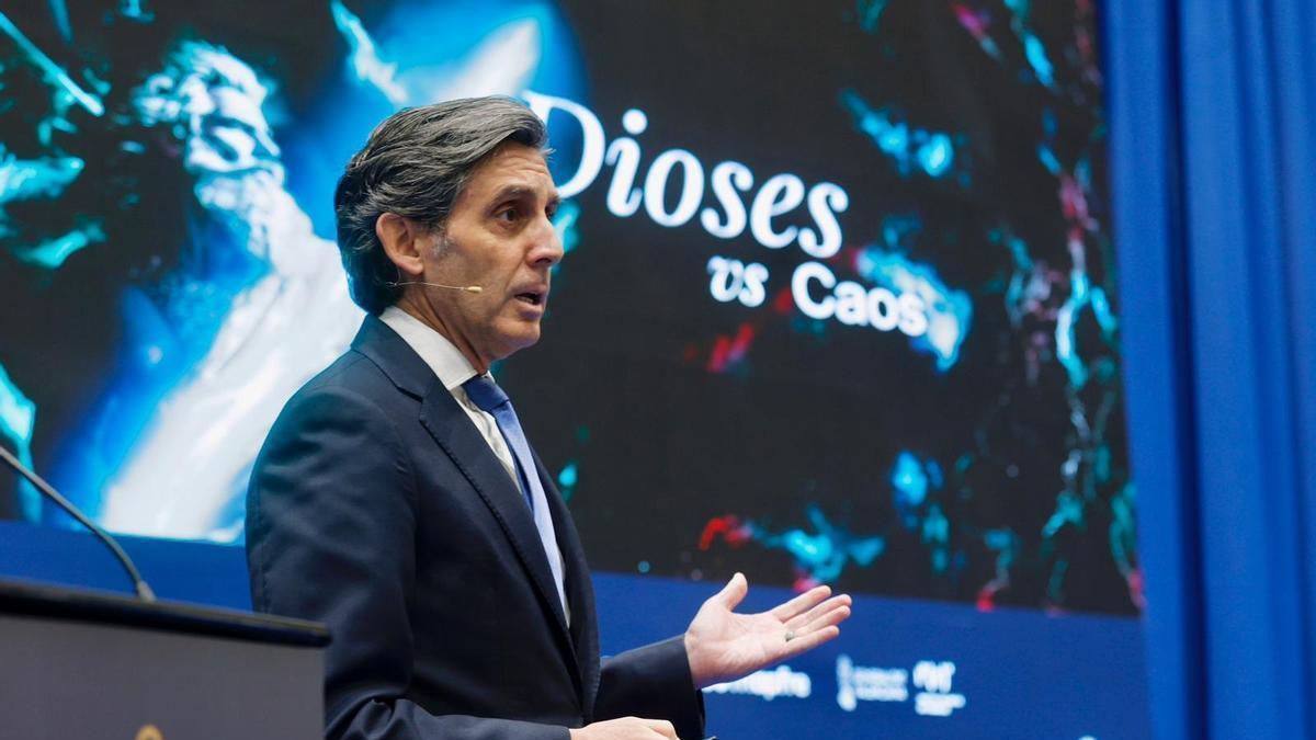 José María Álvarez-Pallete, expresidente de Telefónica: "Si queremos privacidad en casa, no hablemos delante de la televisión, aunque esté apagada"