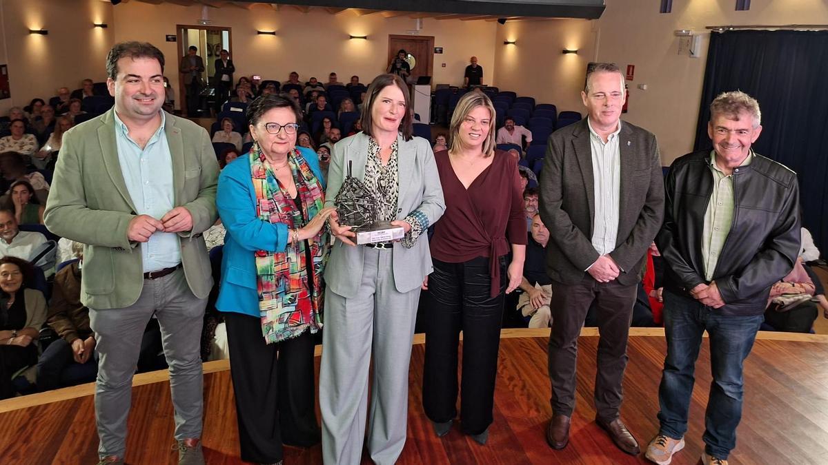 Úrsula Villabrille, pastora de cabras del Valledor, premiada en Vegadeo ...