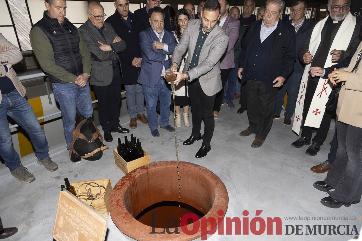 Todo preparado para la nueva añada del vino de la Cruz de Caravaca