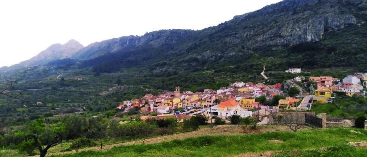 Benimaurell es el pueblo más alto de La 
Vall de Laguar, que también cuenta con
 los núcleos de Fleix y Campell. |   A. P. F.