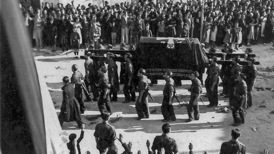 Un fotolibro muestra los enclaves de la Guerra Civil y la República en el Vinalopó