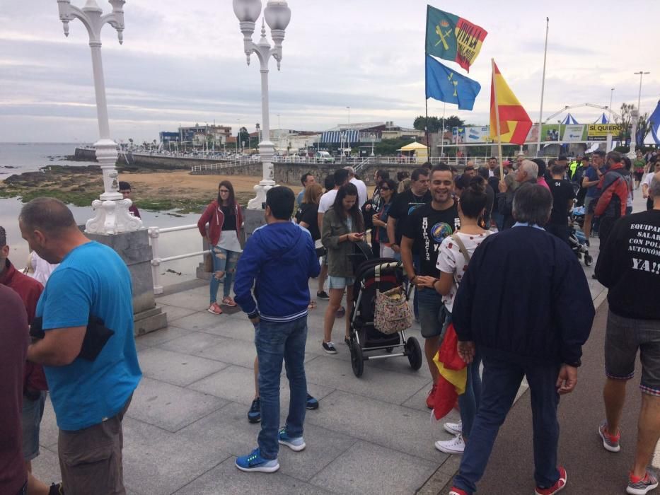 Concentración en Gijón de Policías y Guardia Civil