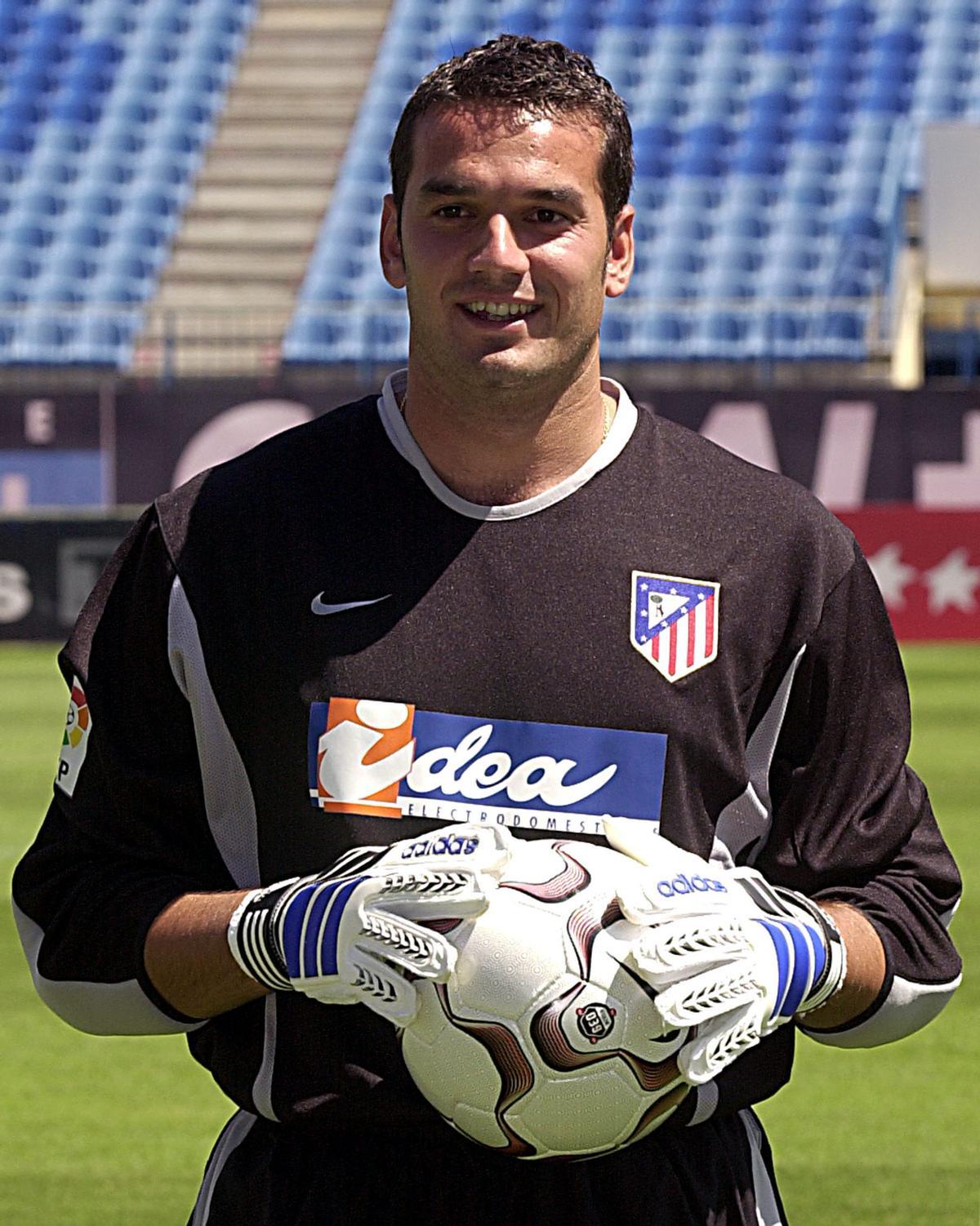 Esteban Suárez, en su presentación con el Atlético de Madrid