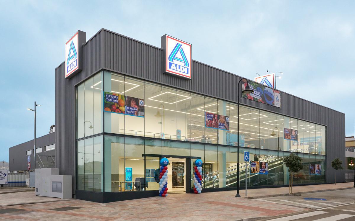 Foto exterior de un supermercado ALDI.