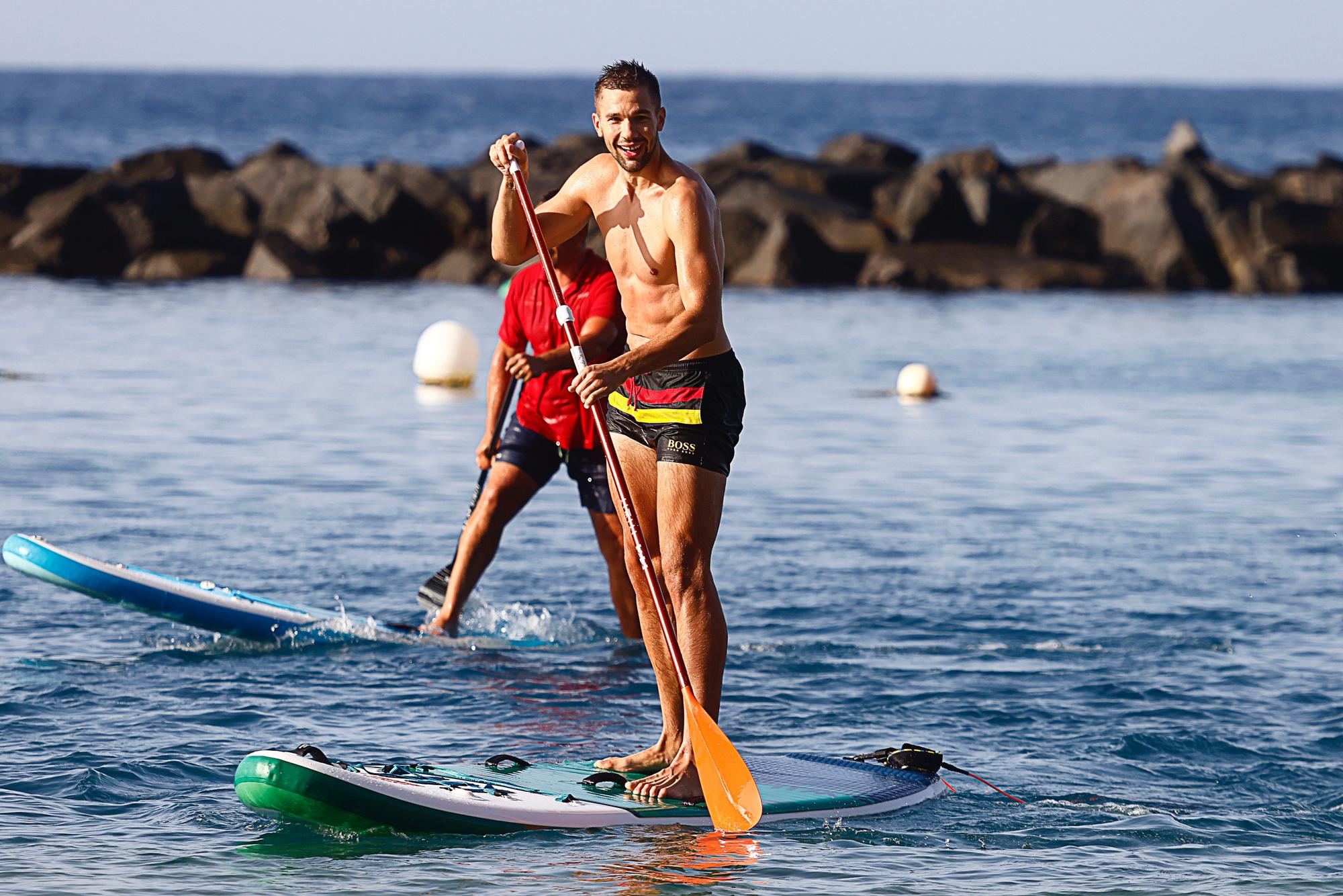 Sesión de paddle surf y kayak del  Lenovo Tenerife