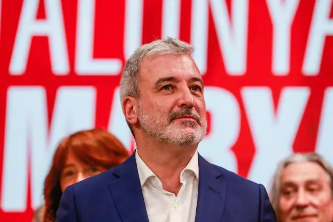 Collboni se activa para ser alcalde gracias a Comuns y ERC pese al adelanto de las generales
