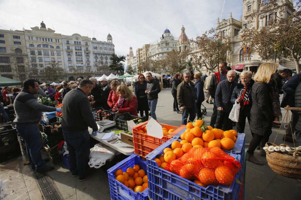 'De l'horta a la plaça' en la plaza del Ayuntamiento, de València