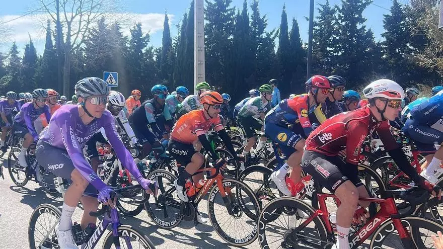 Vídeo: Així ha estat l'inici de La Volta a Sant Feliu de Guíxols