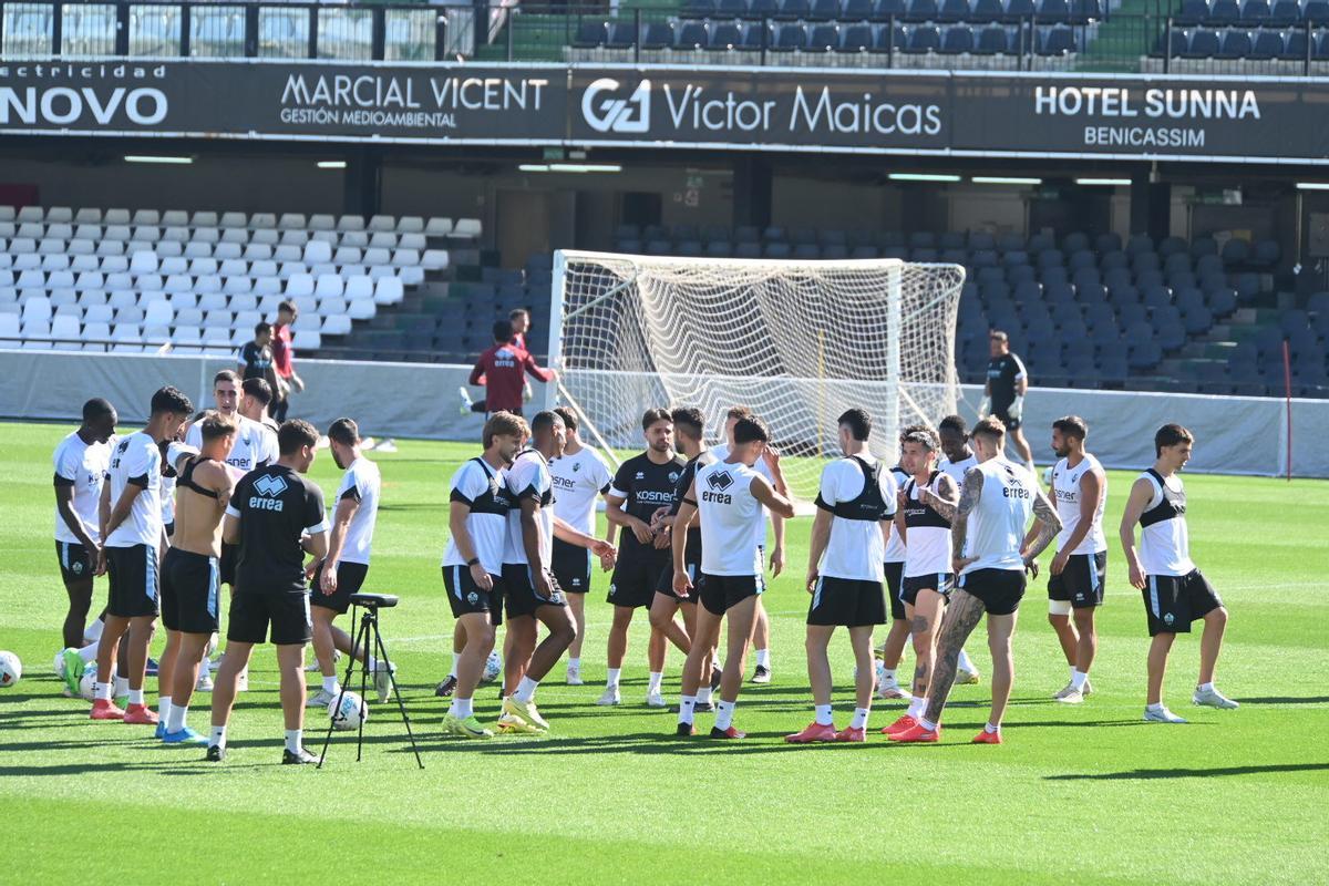El equipo de Pablo Hernández prepara el partido contra el Burgos