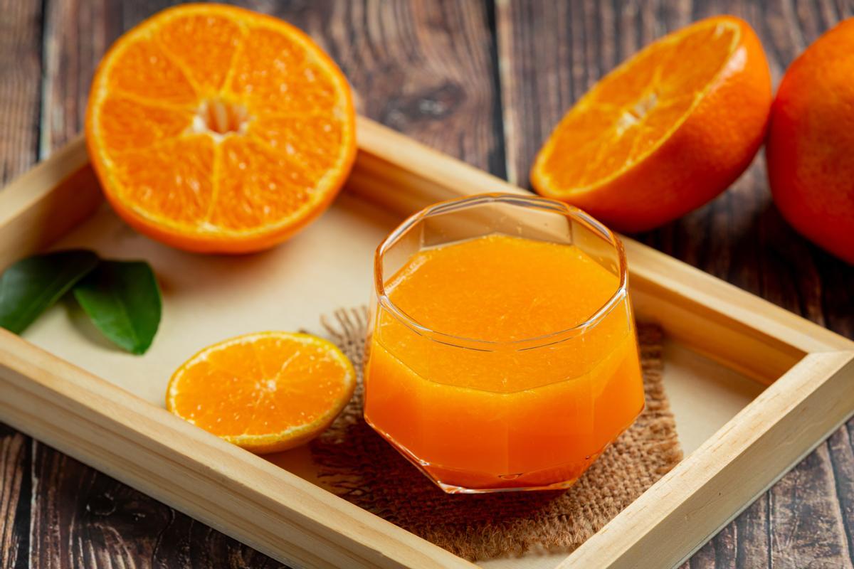 ADELGAZAR | ¿Qué ocurre en tu organismo un zumo de naranja natural todos los días?