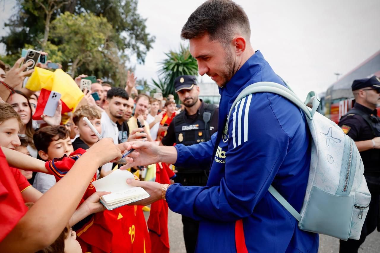 La selección española en Córdoba: la afición se vuelca con los jugadores