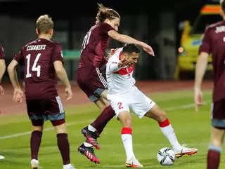 El Atlético se fija en un lateral del Lille para reemplazar a Trippier