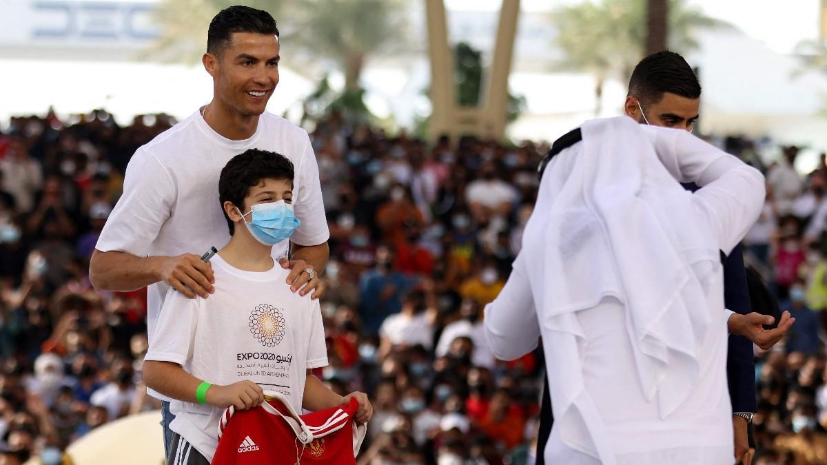 Cristiano Ronaldo insta a los jóvenes a que cuiden el cuerpo y la mente