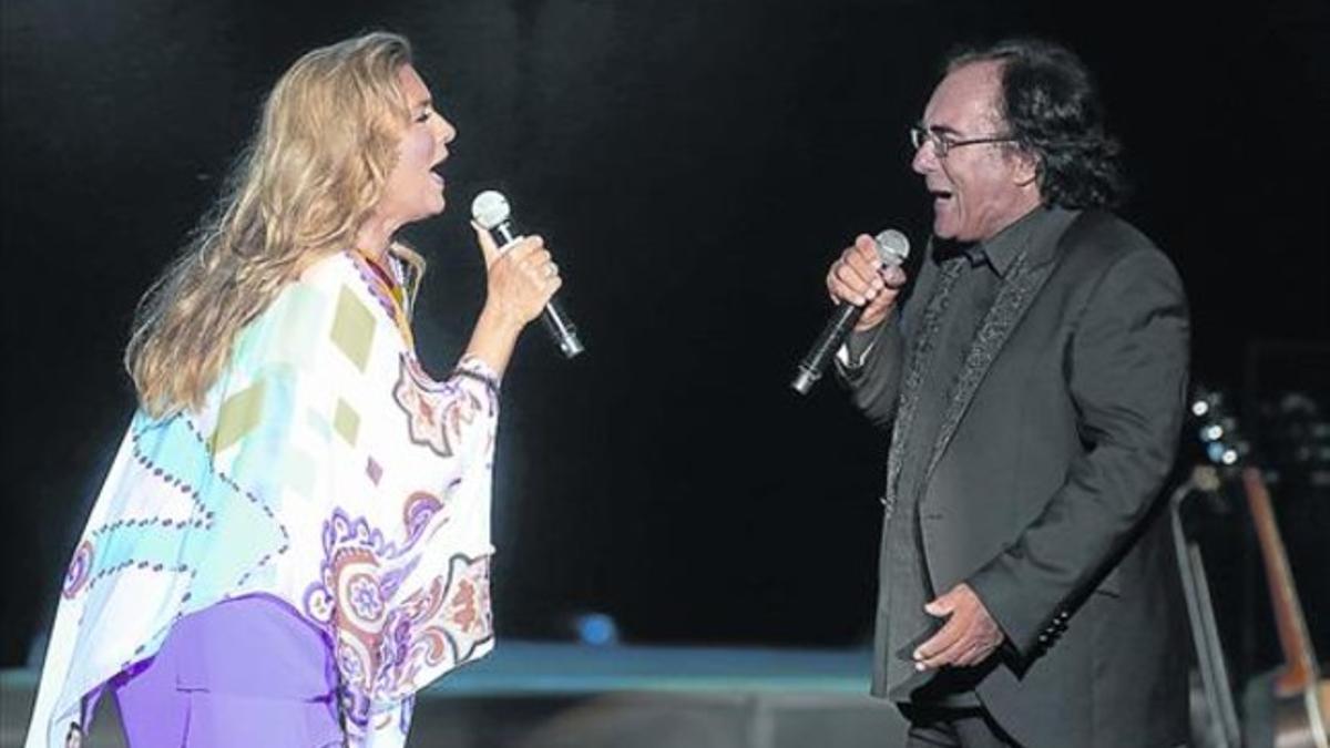 Romina Power y Al Bano, durante su emotivo recital de anoche en Peralada.