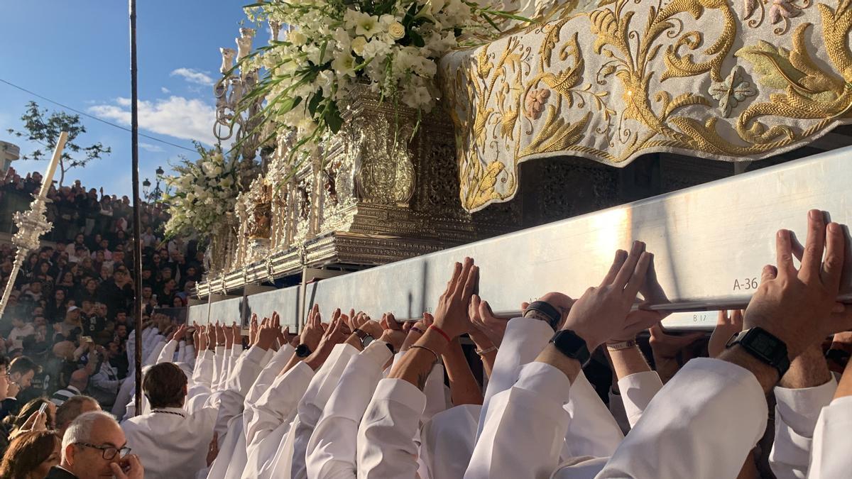 La cofradía del Rocío, durante su procesión del Martes Santo de 2024.