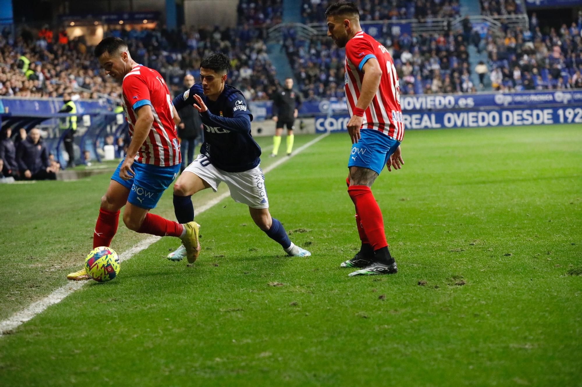 En imágenes: así se vivió el derbi en el Tartiere