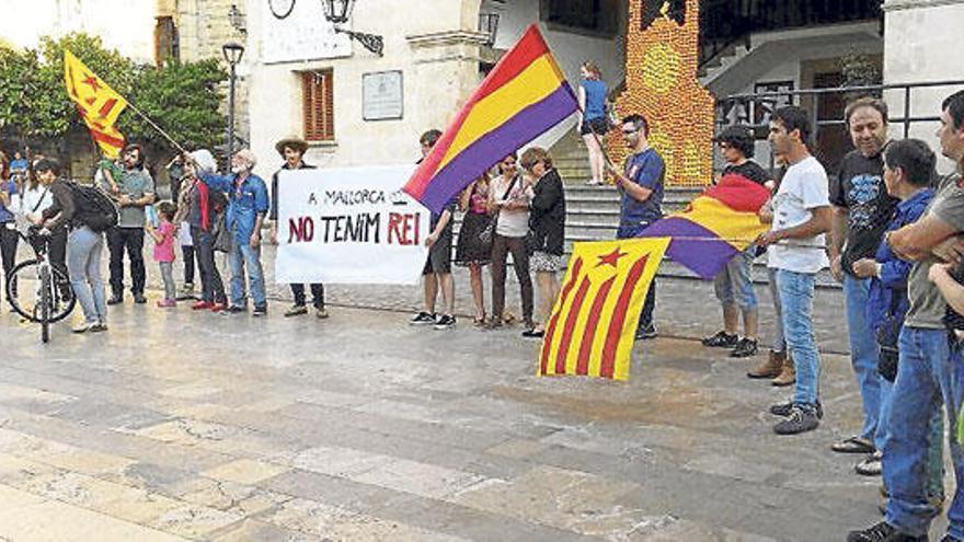 Sóller: La plaza Constitució pide &quot;cambiarlo todo&quot;