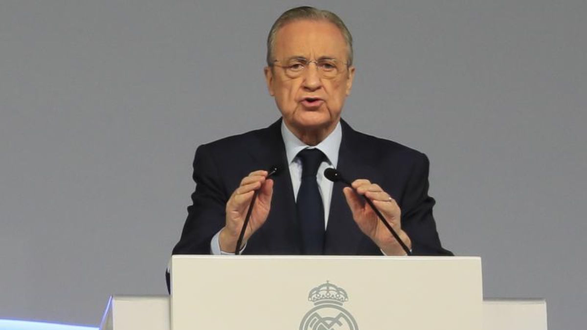 El presidente del Real Madrid, Florentino Pérez, durante las Asambleas Generales Ordinaria y Extraordinaria de socios del Real Madrid