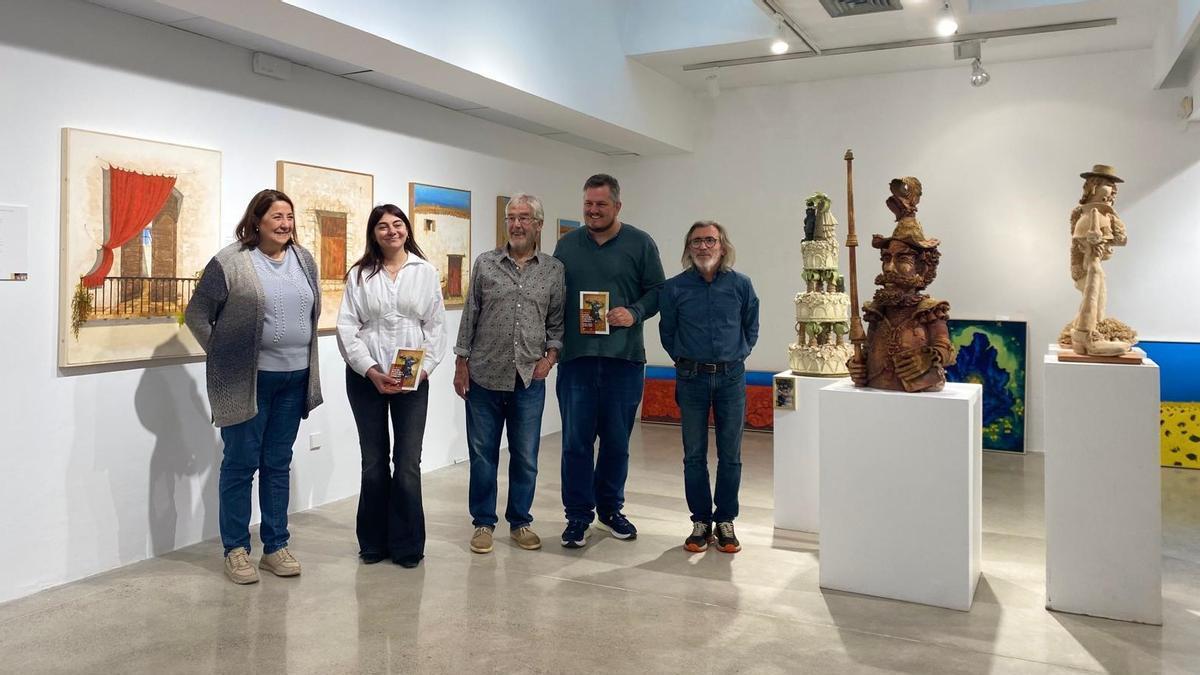 Exposición de Gerry Clark y Ben Clark en la muestra 'Encís. Pintura, ceràmica i poesia'.