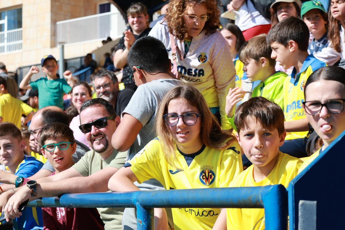 Galería | La afición del Villarreal disfruta con sus ídolos en el entrenamiento de puertas abiertas
