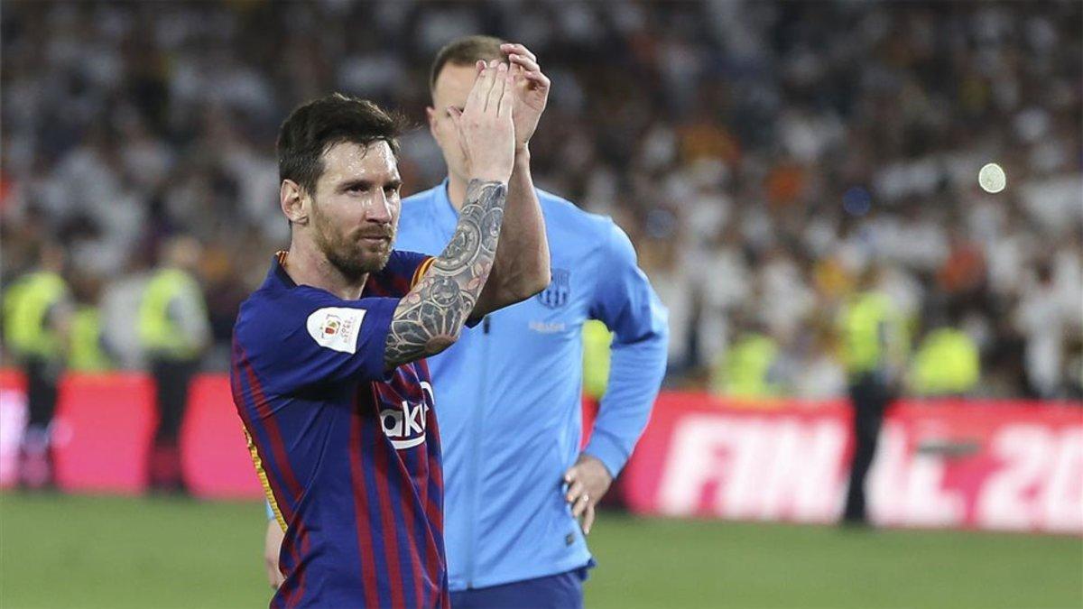 Messi agradeciendo el apoyo a la afición tras la final