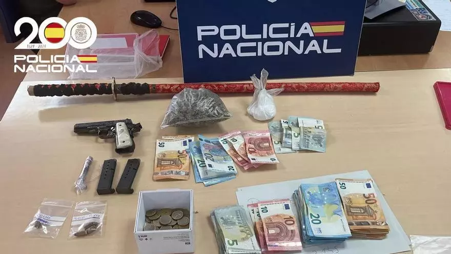 VÍDEO | Detenido tras disparar varias veces en una caseta dedicada a la venta de droga en Son Banya, en Palma