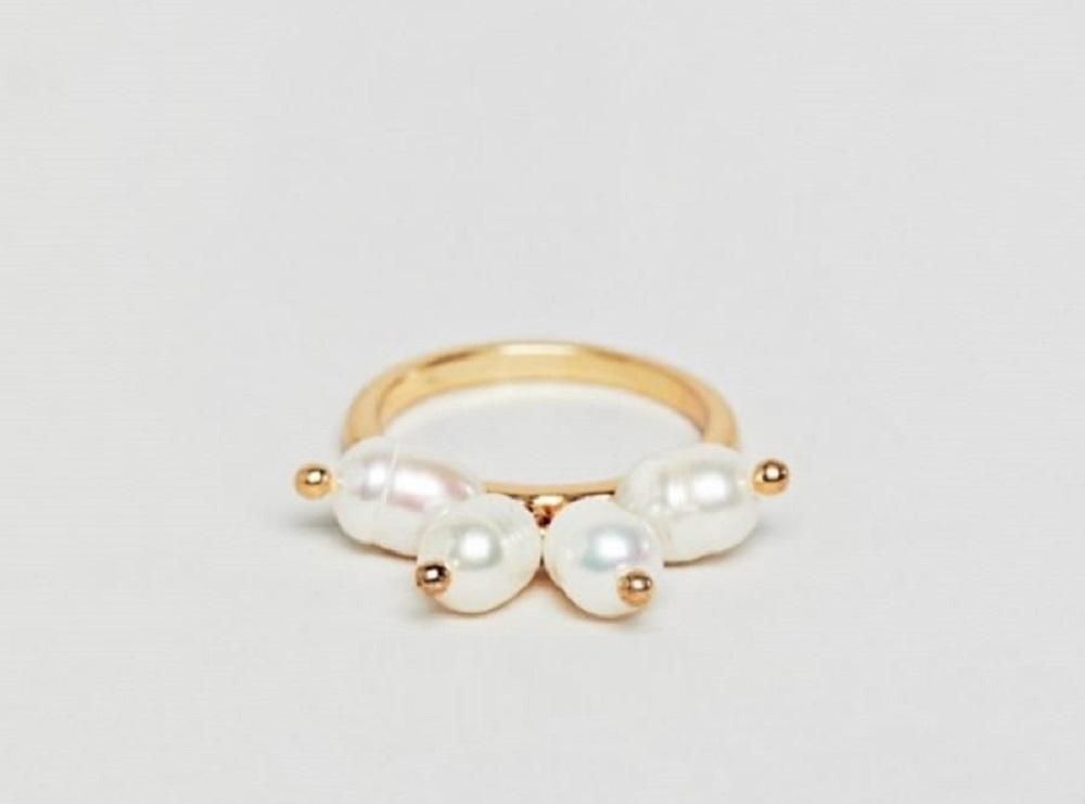 Para tus dedos, anillo con racimo de perlas