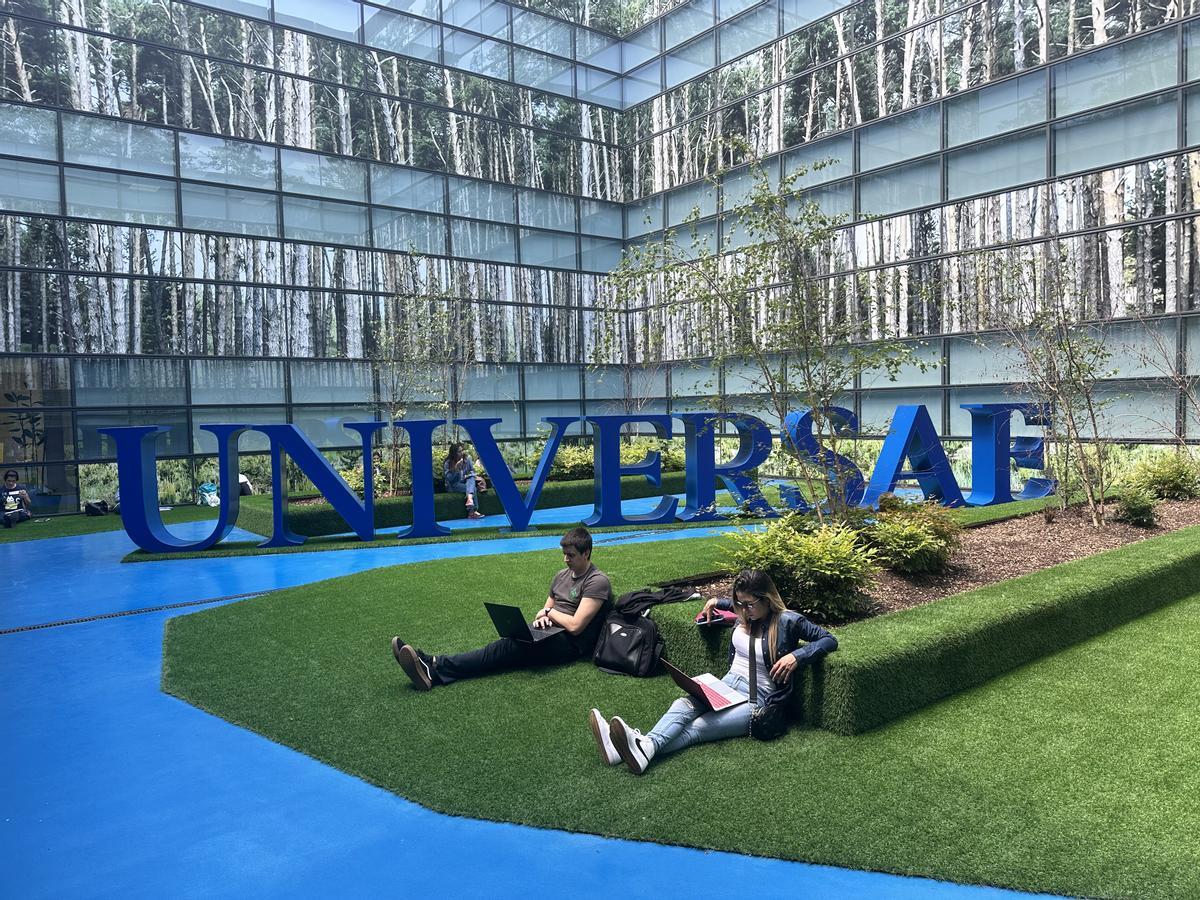 UNIVERSAE ofrece multitud de ventajas por matricularse en uno de sus grados.