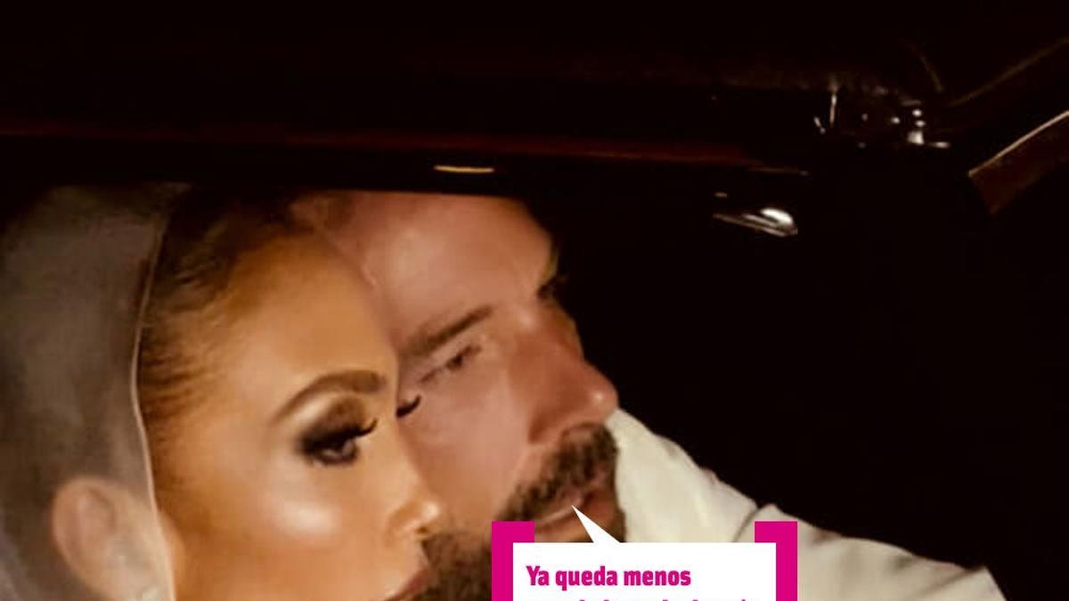Jennifer Lopez y Ben Affleck en coche tras su boda