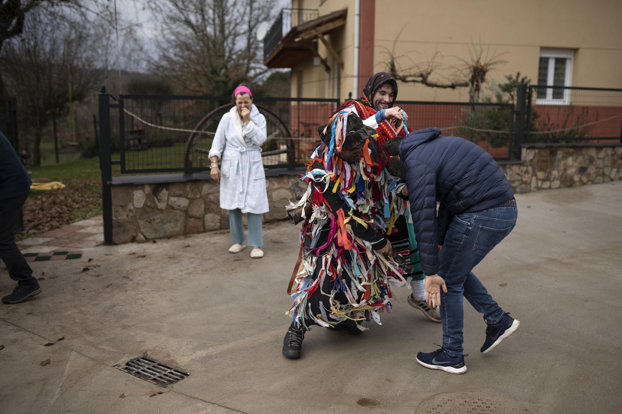 GALERIA | La Filandorra resurge entre las cenizas en Ferreras de Arriba