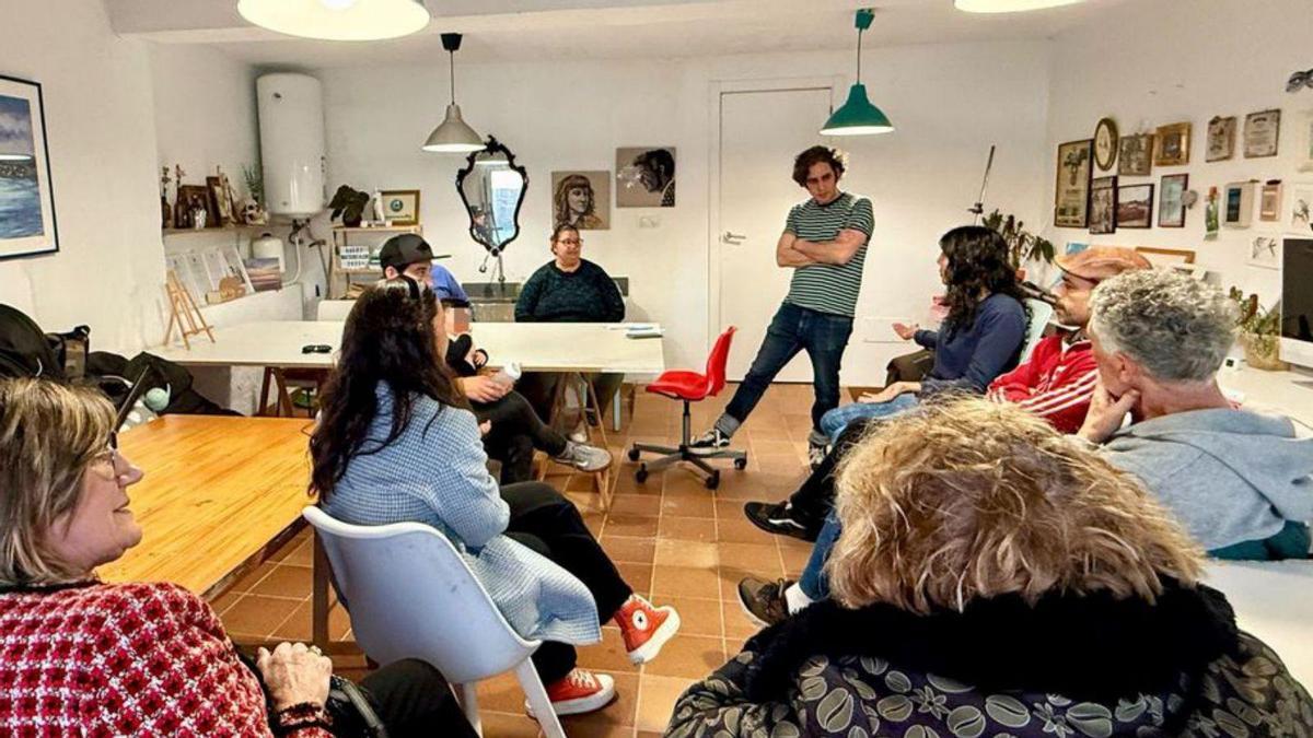 Primera asamblea de la asociación de vecinos Malteses viejo.