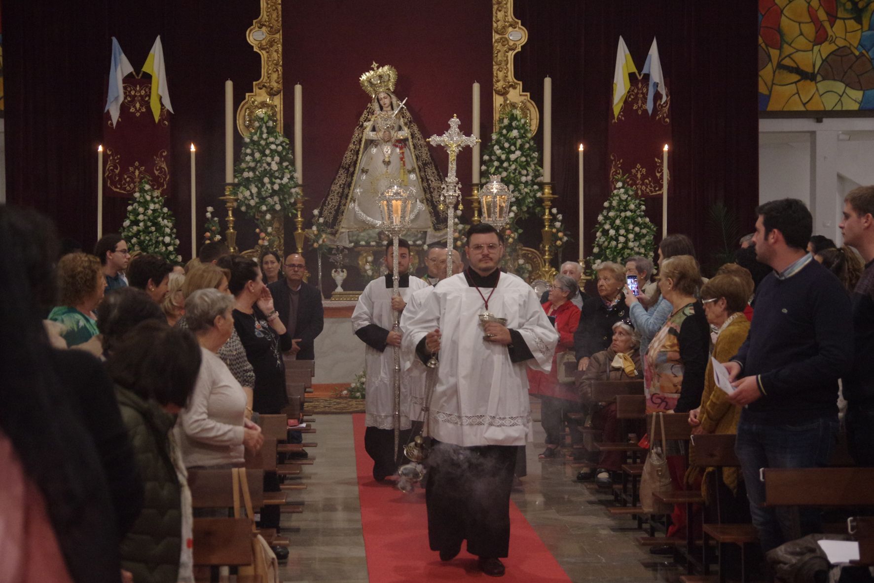 Bendición de la Virgen del Valle en la parroquia de la Natividad (La Paz)