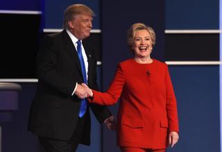 Trump promete atizarle más duro a Clinton en el próximo debate