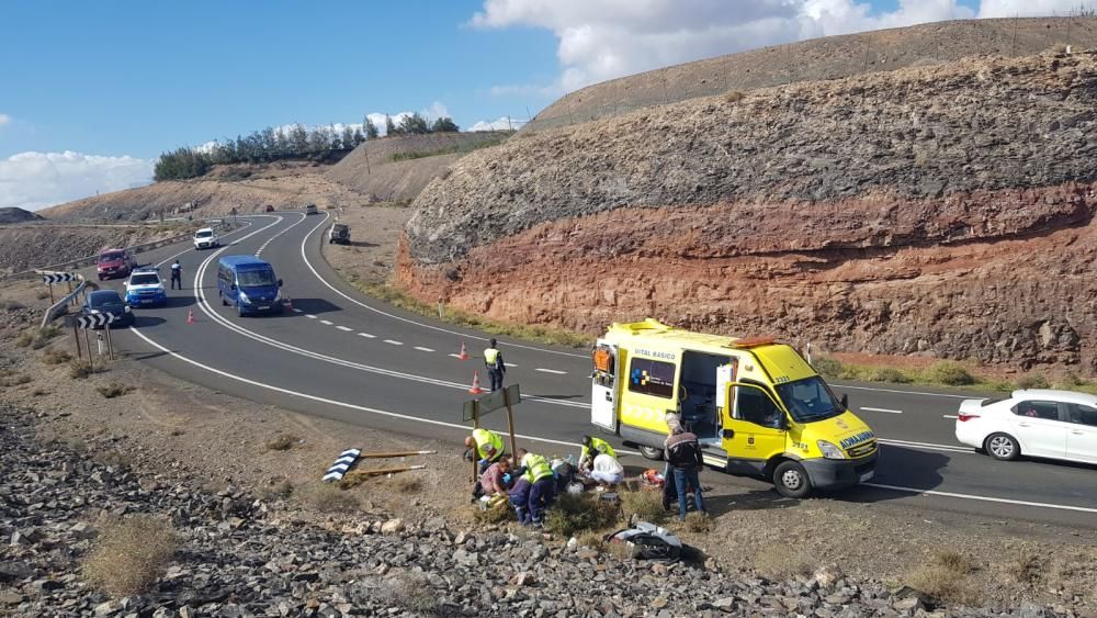 Fallece al colisionar su motocicleta contra una señal de tráfico en Fuerteventura