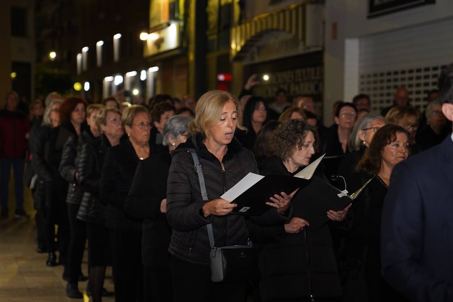 Las imágenes del traslado del Cristo Yacente de Gandia