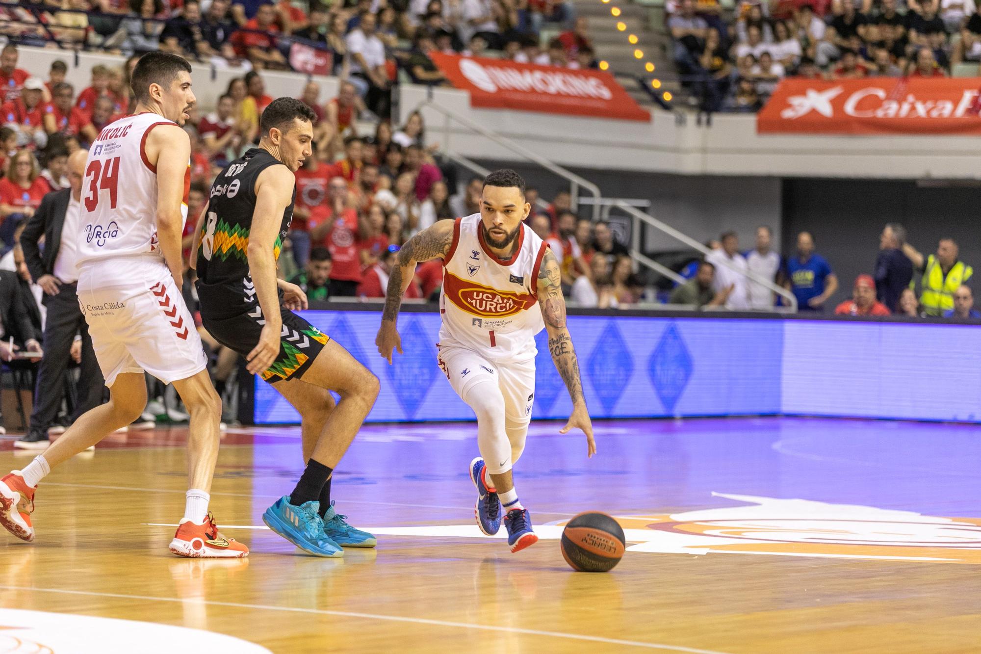 UCAM Murcia - Bilbao Basket en imágenes.