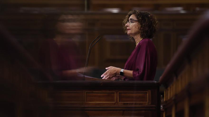 María Jesús Montero confirma que trabaja con Yolanda Díaz en un nuevo impuesto para las grandes fortunas