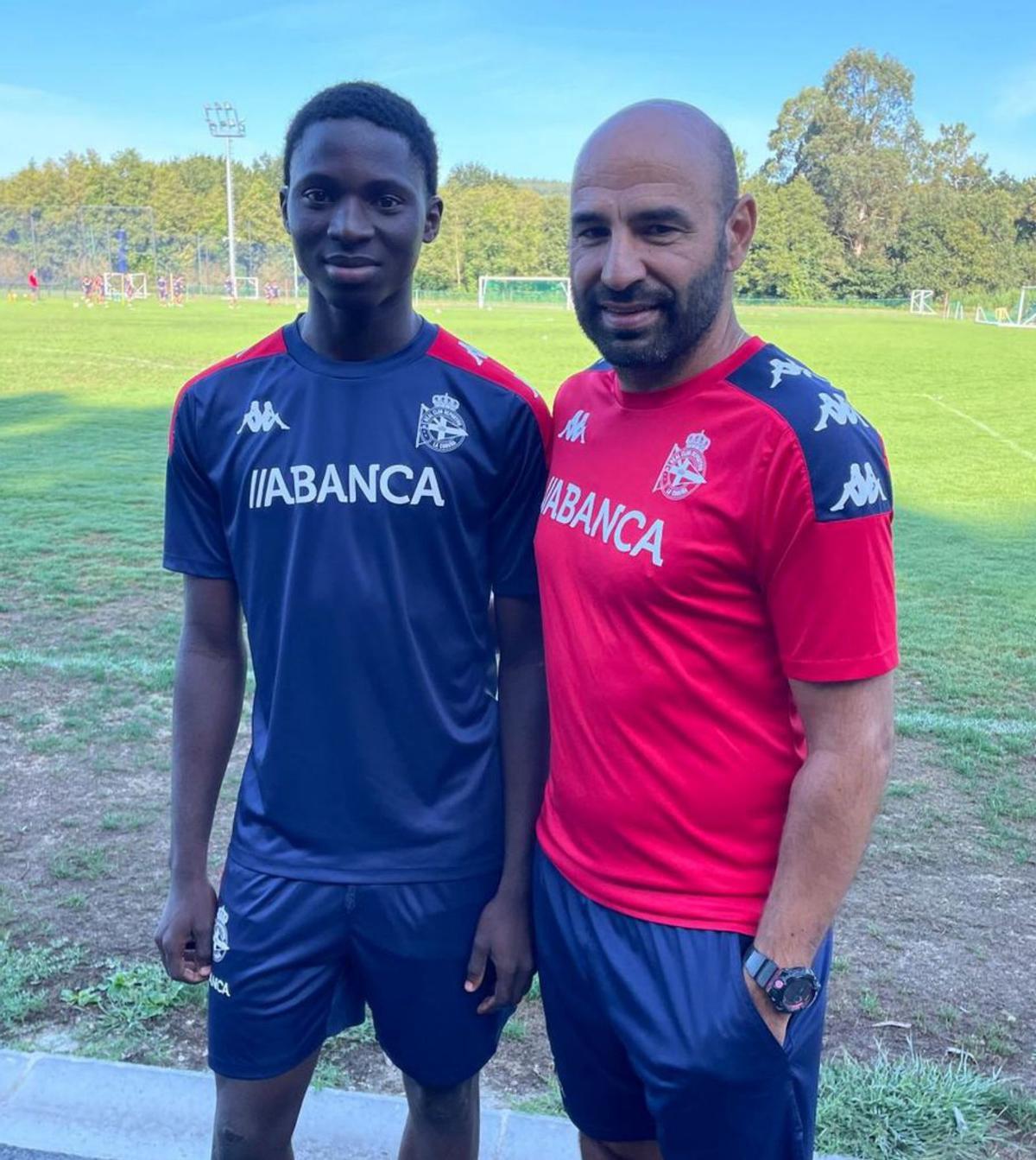 Rodrigue Dipanda, junto a Manuel Pablo. |  Cedida